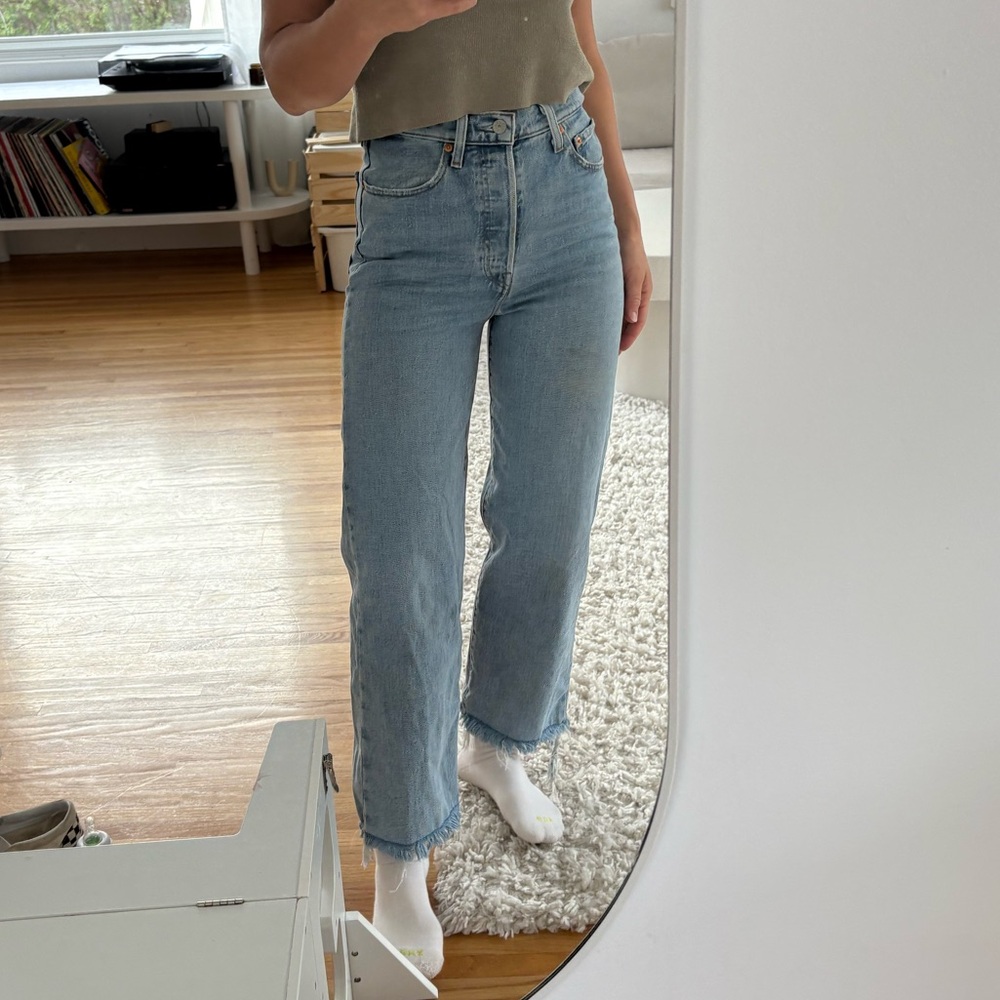Levi’s Ribcage Straight 27